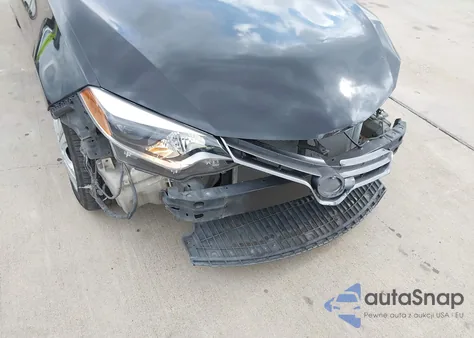 2015 Toyota Corolla Le z USA, uszkodzony, nr VIN 5YFBURHE8FP343705